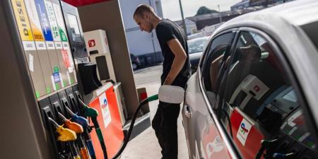 من البحر إلى محطة البنزين.. تكاليف شحن النفط تشعل الأسعار العالمية - تواصل نيوز