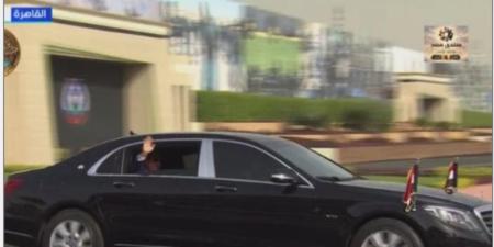 الرئيس السيسى يصل مقر أكاديمية الشرطة لحضور حفل تخريج دفعة جديدة - تواصل نيوز