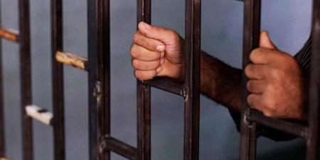 حبس المتهمين بسرقة حقيبة بها 30 ألف ريال سعودي من مالك شركة سياحة بالهرم - تواصل نيوز