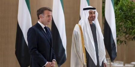 الشيخ محمد بن زايد وماكرون يشهدان إعلان إطار عمل الشراكة الدفاعية - تواصل نيوز