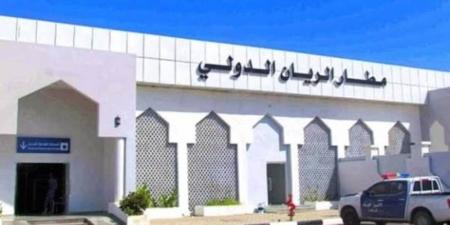 ميليشيا الحوثى تقصف مطار الريان في المكلا بالصواريخ الباليستية  والحوثيون يتبنون الهجوم والسلطات تكشف موقع إطلاق الصواريخ - تواصل نيوز