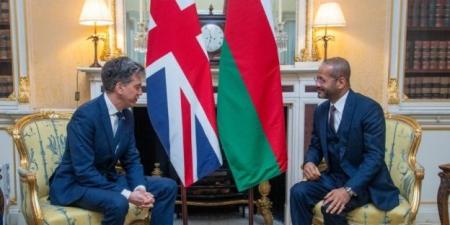 مباحثات عمانية بريطانية في لندن لتعزيز التعاون وتكثيف الجهود الدبلوماسية بالمنطقة - تواصل نيوز
