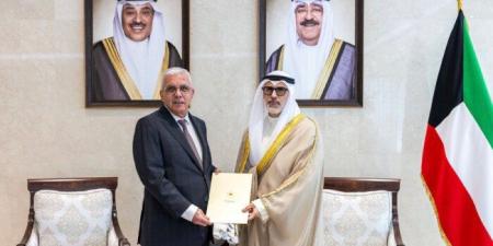 الكويت.. وزير الخارجية يتسلّم رسالة خطية من وزيرة الشؤون الخارجية الفلسطينية - تواصل نيوز