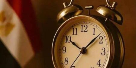 التوقيت الشتوي 2026 في مصر.. متى نؤخر الساعة 60 دقيقة وكيف تضبط هاتفك؟ - تواصل نيوز
