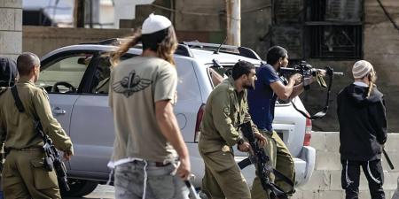 إصابة فلسطيني برصاص مستعمرين في الضفة الغربية - تواصل نيوز