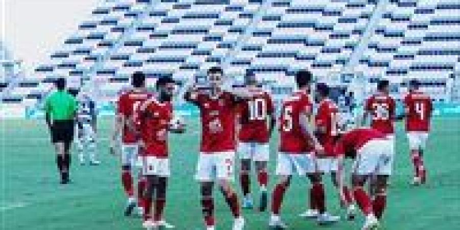 الأهلي يخوض مرانه على ملعب جامعة نوفا استعدادًا لمواجهة إنتر ميامي - تواصل نيوز