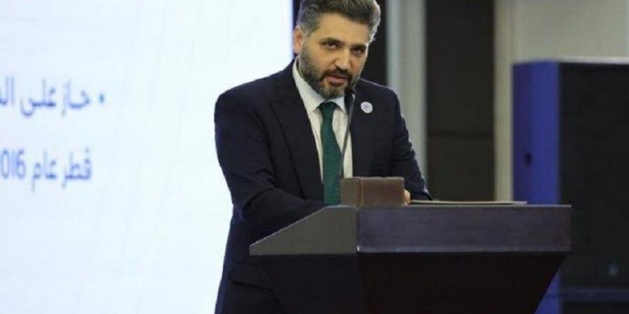 فنان سوري يثير الجدل بعد تعليقه على لقاء وزير الثقافة مع طفل - تواصل نيوز