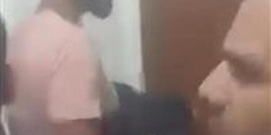 غلق عيادة الطبيب صاحب فيديو التسبب في وفاة سيدة بقنا - تواصل نيوز