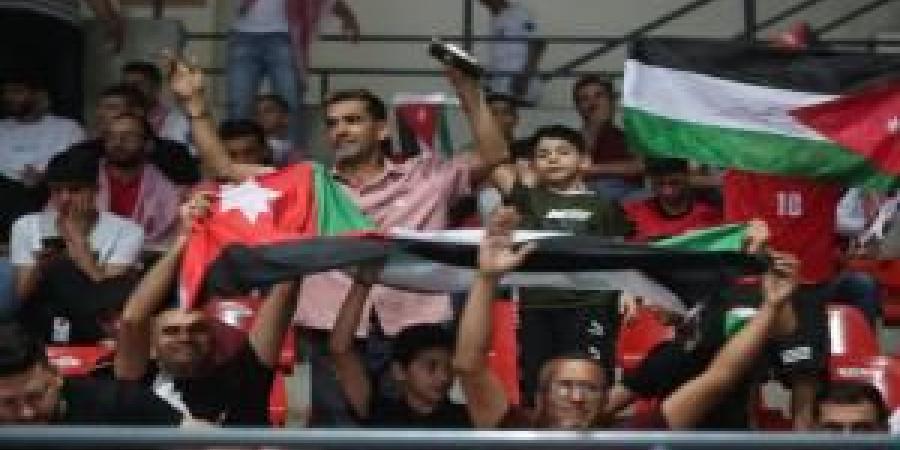 13 موقعا لشاشات عرض تبث مباراة المنتخب الوطني مع العراق اليوم - تواصل نيوز