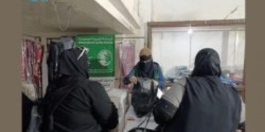 مركز الملك سلمان يوزع 139 قطعة ملابس في حلب لدعم الأسر السورية المحتاجة - تواصل نيوز