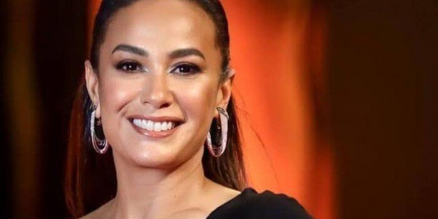 «عسل أحمر».. هند صبري تستعد لبدء تصوير أحث أعمالها الفنية - تواصل نيوز