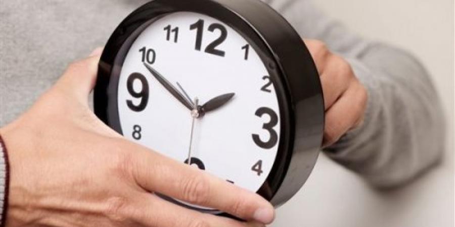 مواعيد العمل الصيفية في المحلات والمقاهي: تنظيم ذكي لمواجهة الحر وتعزيز النشاط التجاري