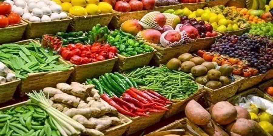 أسعار الخضراوات والفاكهة اليوم الجمعة في سوق العبور - تواصل نيوز