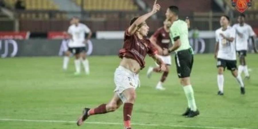 للمرة الثالثة على التوالي .. البنك الأهلي يتوج بكأس عاصمة مصر بعد الفوز علي سيراميكا 2 -0 - تواصل نيوز