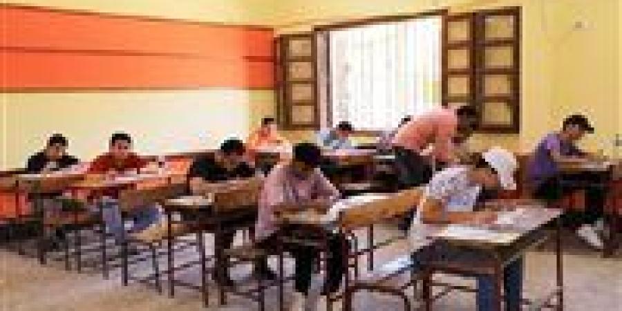 شاهد الان - النيابة الإدارية تعلن آليات تلقي الشكاوى المتعلقة بمخالفات امتحانات الثانوية العامة 2025 - تواصل نيوز