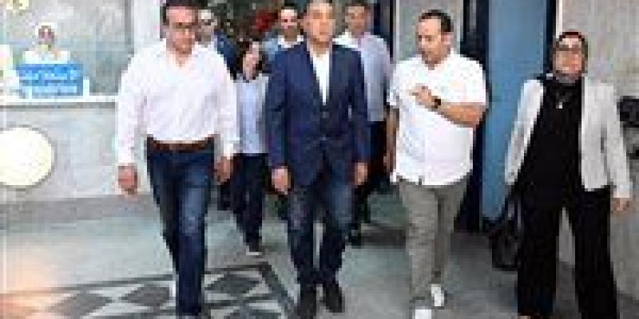 شاهد الان - رئيس الوزراء يتفقد مستشفى وادي النطرون التخصصي - تواصل نيوز