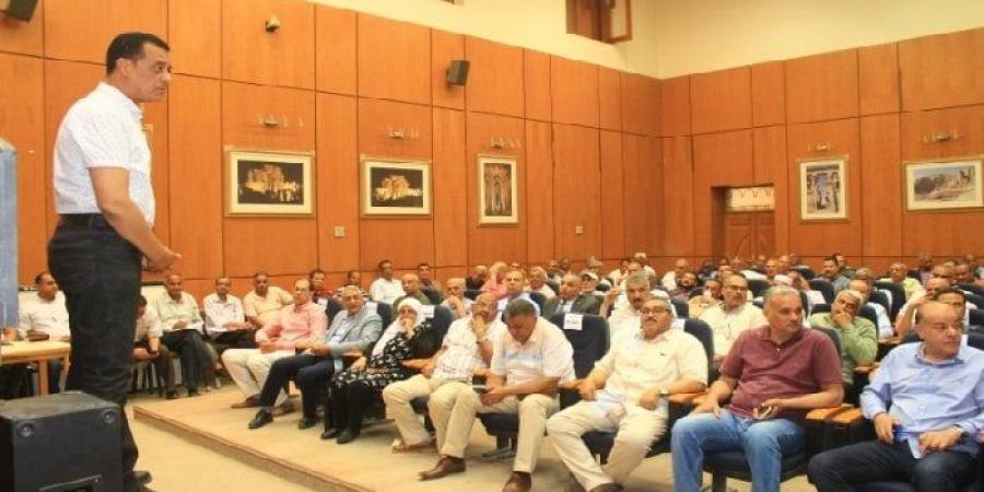 شاهد الان - غداً.. انطلاق ماراثون الثانوية العامة بسوهاج - تواصل نيوز