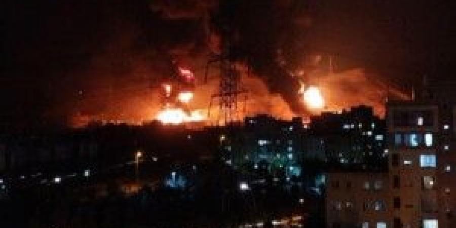حصري فقط على تواصل نيوز - جهاز الإطفاء الاسرائيلي يعلن إصابة مبانٍ سكنية بعد إطلاق إيران صواريخ نحو إسرائيل - تواصل نيوز