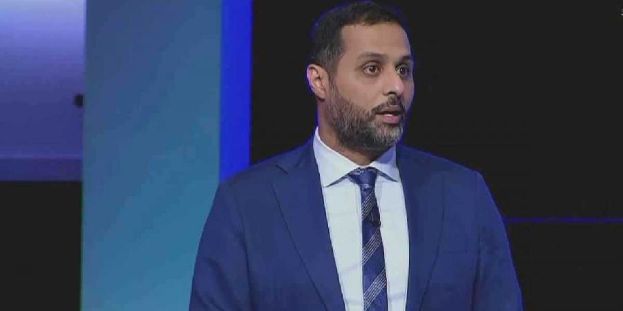 “جبل ما يهزه ريح”.. تعليق مثير من ياسر القحطاني ضد منتقدي سالم الدوسري (فيديو) - تواصل نيوز