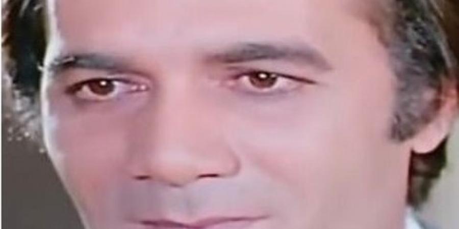 محمود ياسين ..تولى أدارة المسرح القومى وأستقال بعد عام اعرف السبب - تواصل نيوز