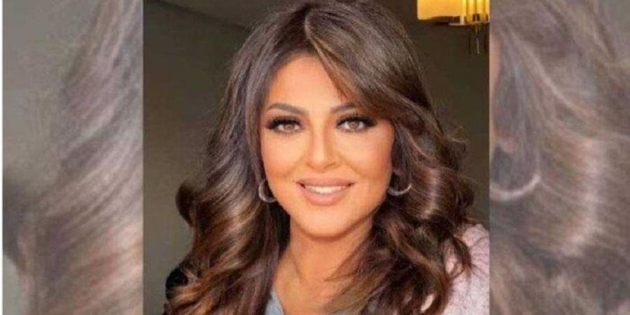 تحطم سيارة الفنانة هالة صدقى فى تصادم بالشيخ زايد - تواصل نيوز