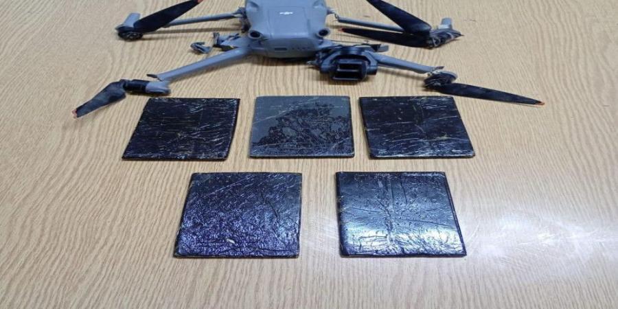 المنطقة العسكرية الجنوبية تُحبط تهريب مواد مخدرة بواسطة "مسيّرة" - تواصل نيوز