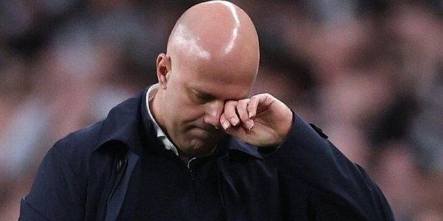 أول المرشحين لخلافة سلوت في ليفربول - تواصل نيوز