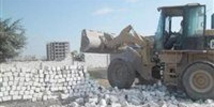 الاسكندرية تسترد 1690 فدانًا من الأراضي الزراعية ضمن الموجة 27 لإزالة التعديات - تواصل نيوز