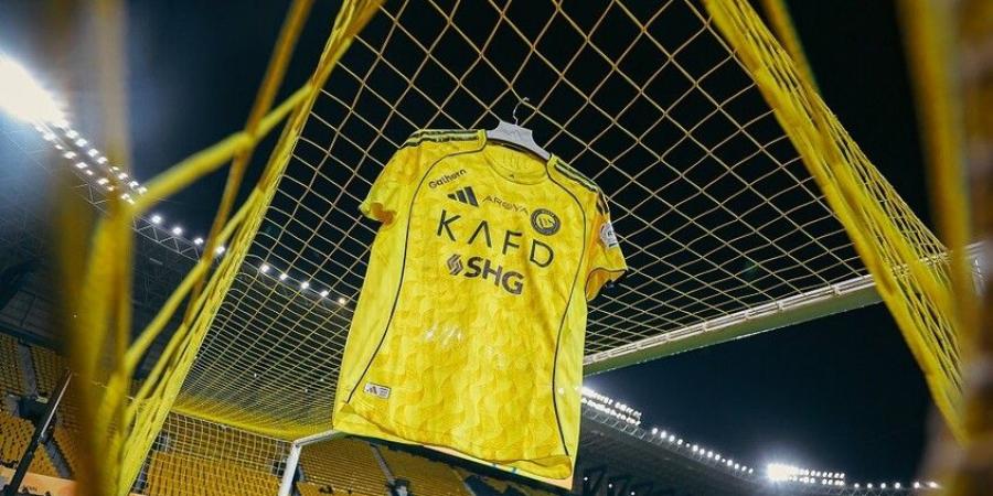 رونالدو يقود النصر ضد الخليج بعد لقاء ترامب.. التشكيلة والقنوات الناقلة - تواصل نيوز