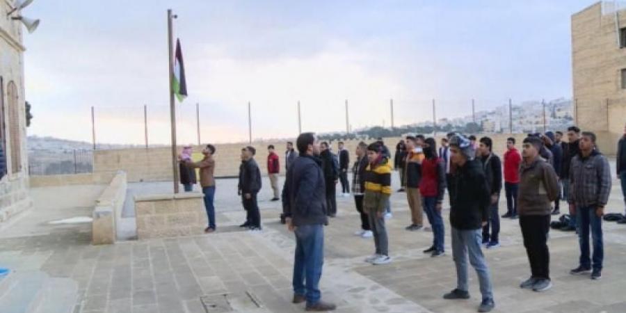 التربية تعمم على المدارس: الالتزام بالطابور الصباحي وفقراته بحضور جميع المعلمين والاداريين #عاجل - تواصل نيوز