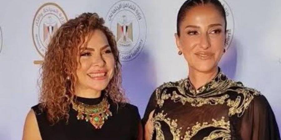 بتحب الناس وملهاش في النميمة.. ألفت عمر تتحدث عن مواقفها مع حنان مطاوع - تواصل نيوز