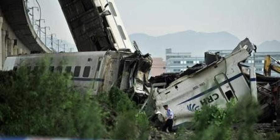 مصرع 11 عاملاً في حادث قطار أثناء اختبار معدات الزلازل بالصين - تواصل نيوز