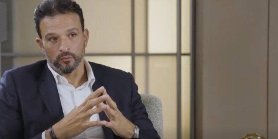 أيمن عباس: سنقدم الدعم الكامل لأسرة شهيد الإسماعيلية - تواصل نيوز