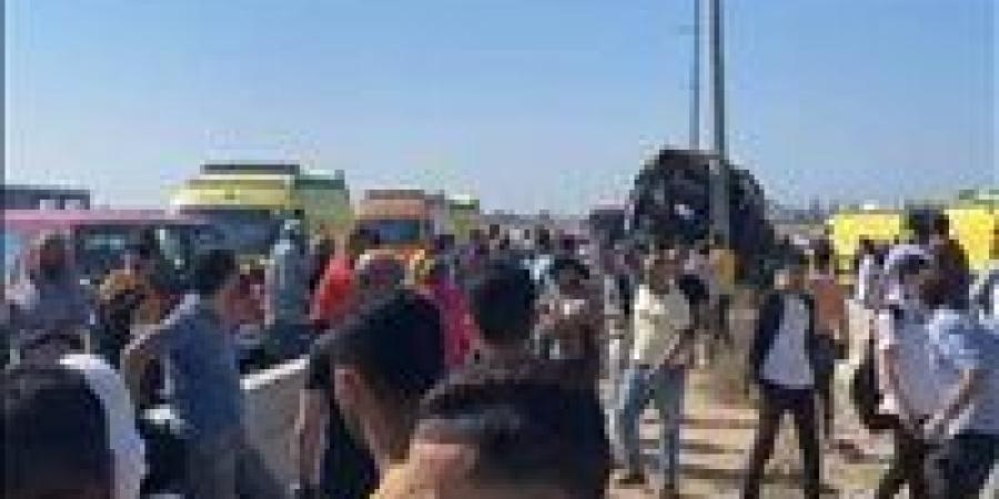 مصرع فتاة وإصابة أخرى في حادث دهس ميكروباص بالبدرشين - تواصل نيوز