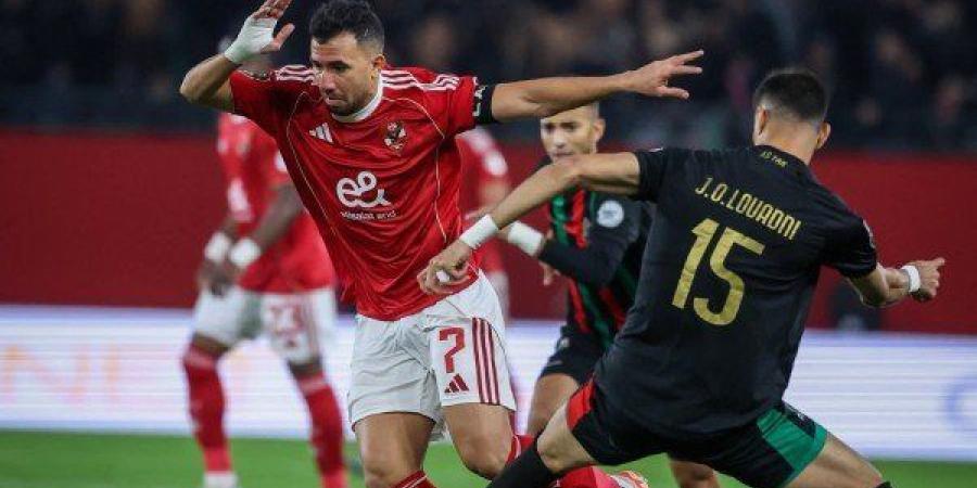 اشتباكات وإصابات بمباراة الأهلي والجيش الملكي المغربي - تواصل نيوز