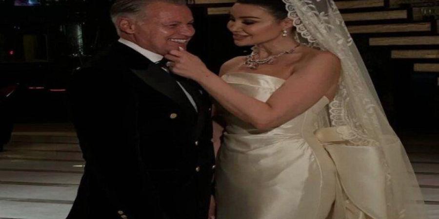 شاهد احتفال النجوم بالفنانة أروى جودة في حفل زفافها (صور) - تواصل نيوز