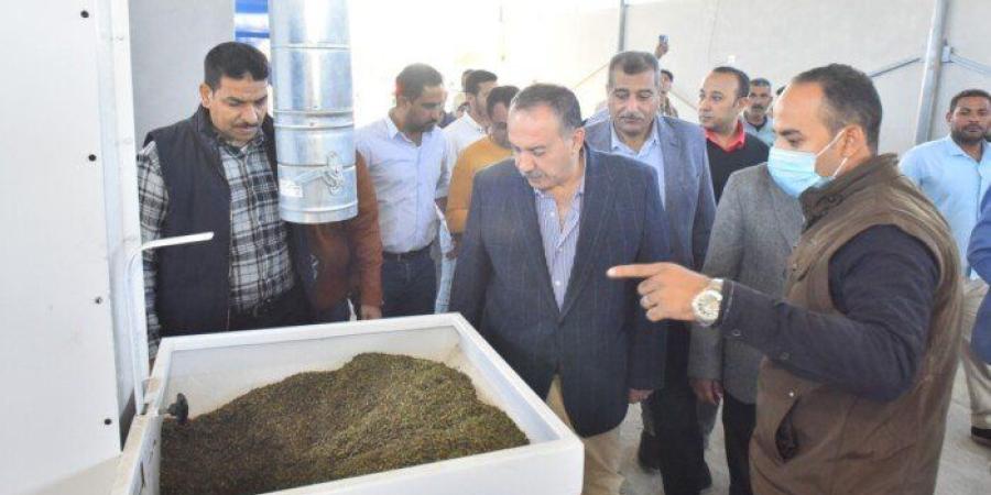 محافظ أسيوط يتفقد وحدة تجهيز النباتات العطرية والطبية بأبنوب - تواصل نيوز