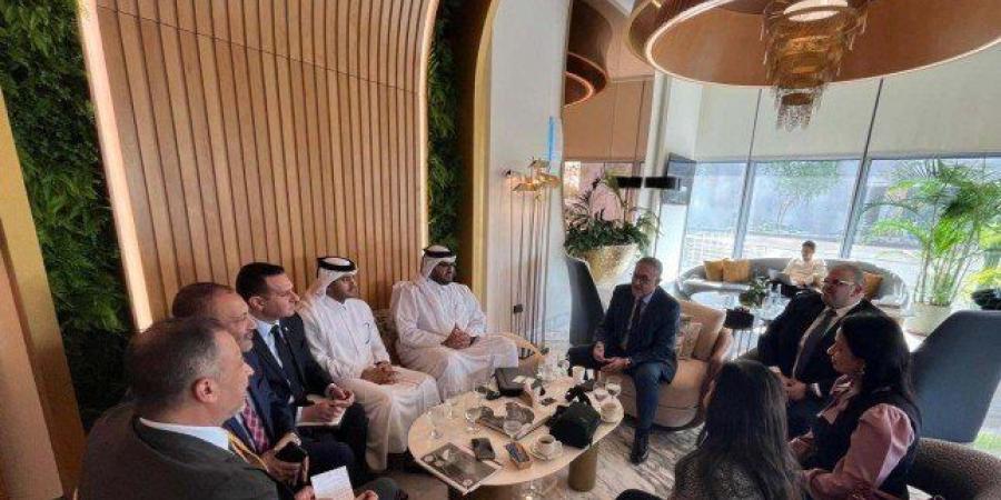مصر تروج للاستثمارات فى قطر.. .الطاقة الجديدة والمتجددة تتصدر المباحثات - تواصل نيوز