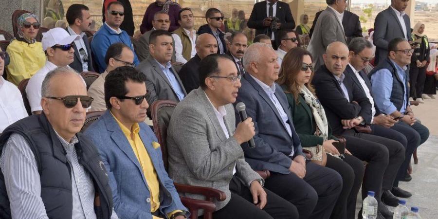 رئيس الوزراء يتفقد مشروع روضة السيدة 2 ويتابع أعمال تطوير المنطقة المحيطة - تواصل نيوز