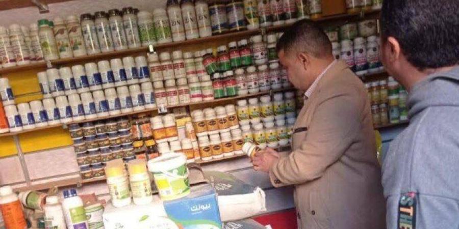 ضبط كميات كبيرة من المبيدات المغشوشة خلال حملة تفتيشية بأسيوط - تواصل نيوز