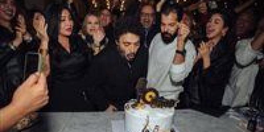 بحضور نجوم الغناء.. حميد الشاعري يحتفل بـ عيد ميلاده |صور - تواصل نيوز