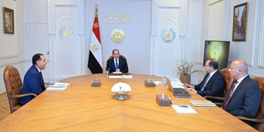 الرئيس السيسى يطّلع على ملامح وتفاصيل حزمة التسهيلات الضريبية الثانية - تواصل نيوز