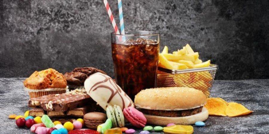 دراسة طبية.. الأطعمة فائقة المعالجة ترفع خطر الإصابة بسرطان الرئة - تواصل نيوز