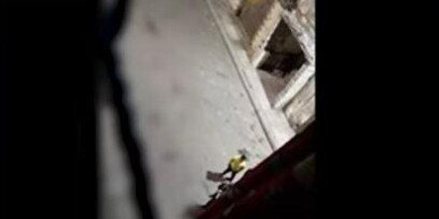 اتهامات متبادلة.. ملابسات فيديو اعتياد سيدة على ضرب أهلية زوجها بالإسكندرية - تواصل نيوز