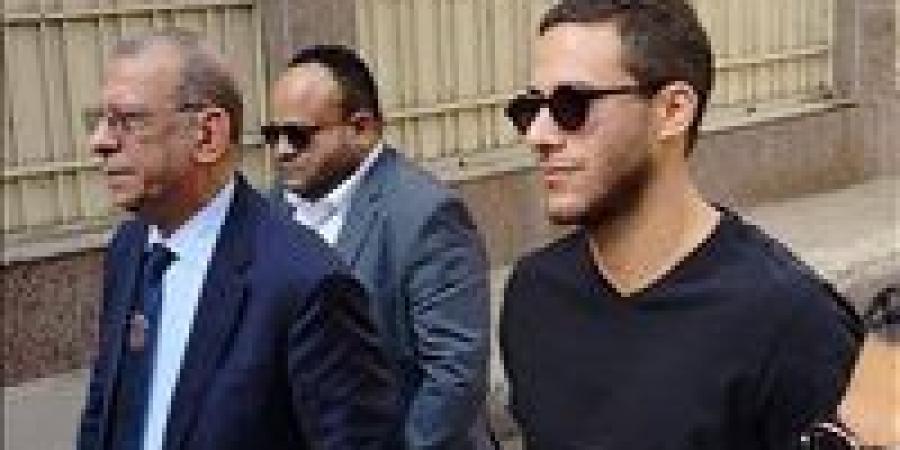 بعد الحكم بحبسه سنة مع الشغل.. مستشار قانوني يكشف الموقف القانوني للاعب رمضان صبحي - تواصل نيوز