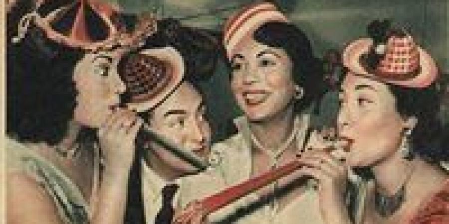 مقالب وملاية لف وشعر محروق.. احتفالات نجوم الزمن الجميل بليلة رأس السنة - تواصل نيوز