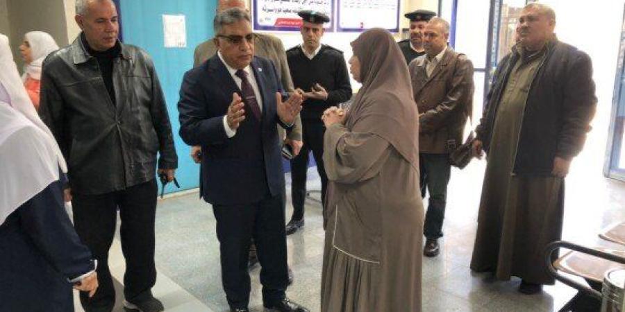 محافظ الدقهلية يتفقد مركز طب الأسرة بطماى الزهايرة - تواصل نيوز
