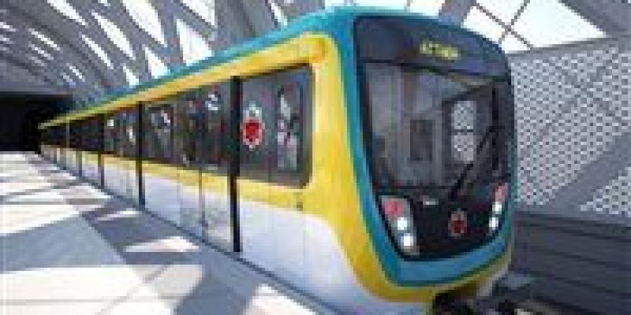 أزمة الفكة تضرب المترو.. زيادة التذكرة 2 جنيه و8 جنيهات تصبح 10 - تواصل نيوز