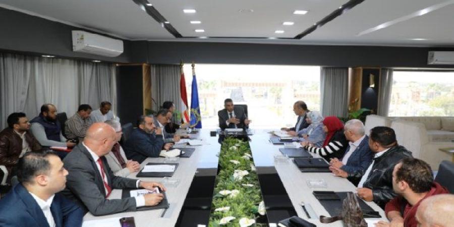 لا تهاون مع المتقاعسين.. محافظ أسوان يشدد على الانتهاء من مشروعات «حياة كريمة» قبل 31 مارس - تواصل نيوز