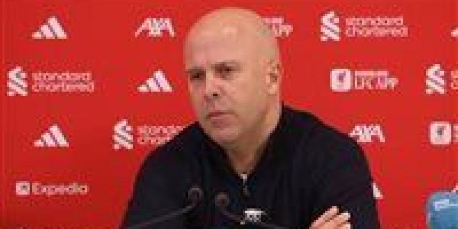 آرني سلوت مدرب ليفربول: كنا نستحق الفوز أمام ليدز يونايتد لكن الدفاع المتكتل عرقلنا - تواصل نيوز